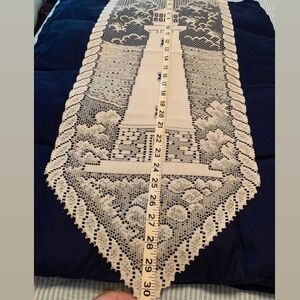 Hanging Lighthouse White Lace Banner